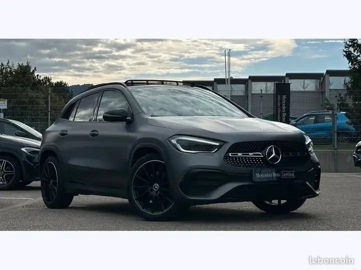 Mercedes-Benz Gla 200 D Amg Line
