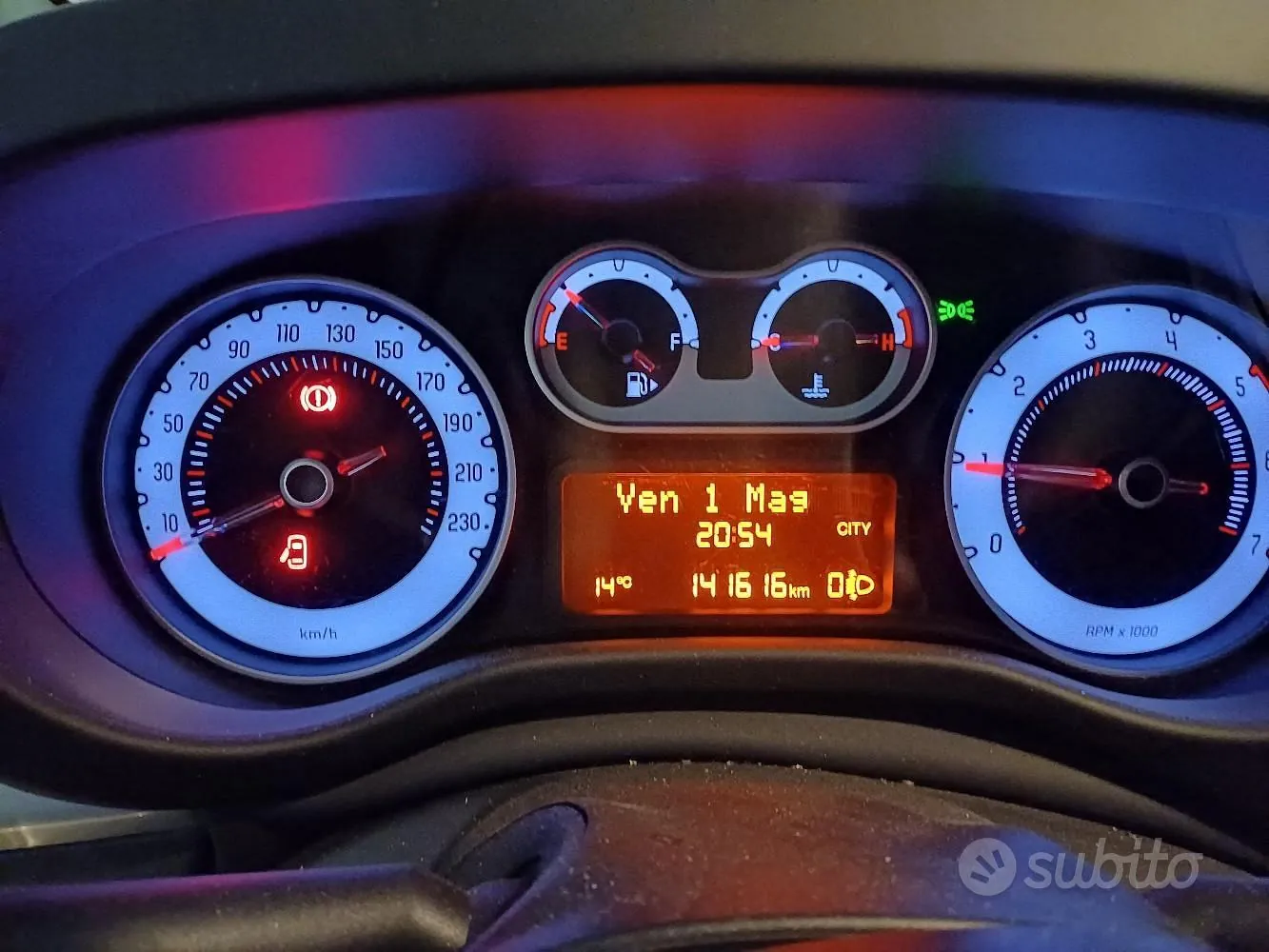 Fiat 500L 2014 photo 4