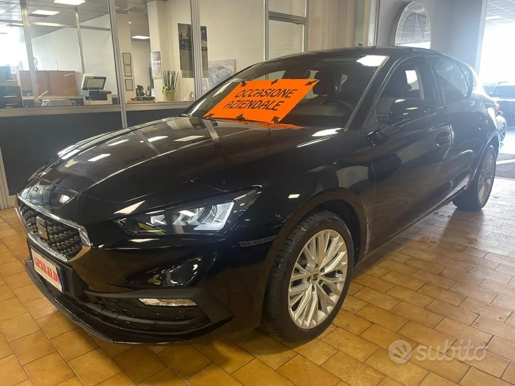 Seat Leon 2025 photo 2