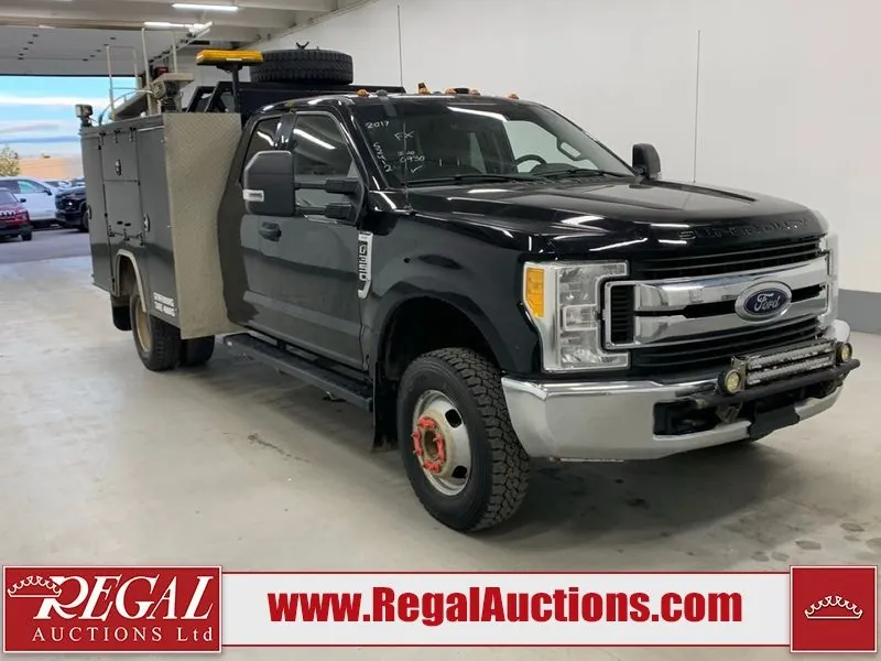 Ford F350 2017 photo 2
