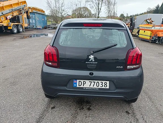 Peugeot 108 2015 photo 4