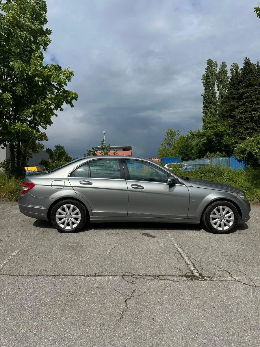 Mercedes-Benz C-Class 2007 photo 2