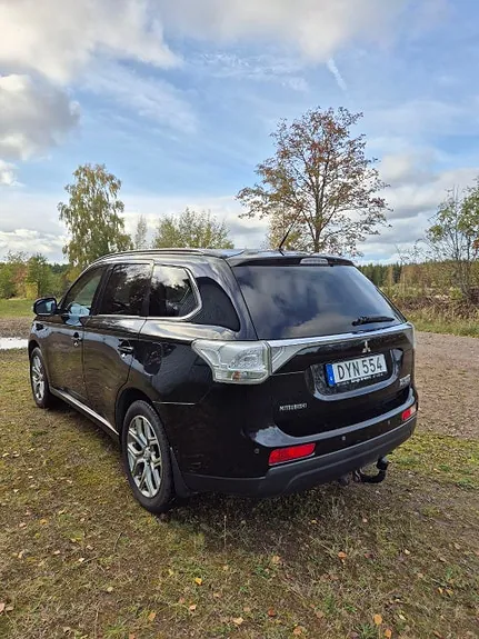 Mitsubishi Outlander 2014 photo 2