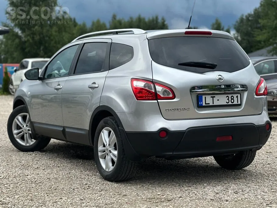 Nissan Qashqai 2012 photo 4
