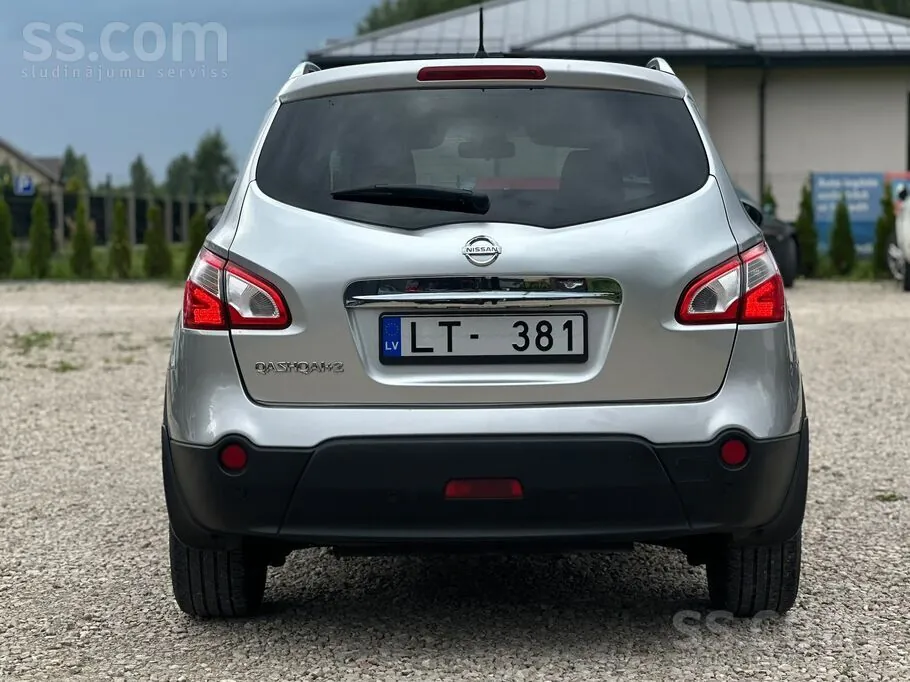 Nissan Qashqai 2012 photo 5