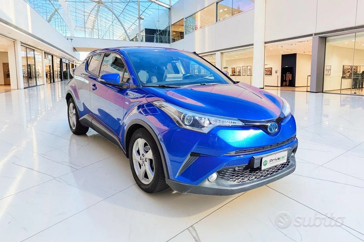 Toyota C-Hr 2019 photo 3