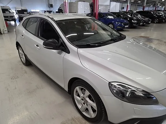 Volvo V40 Cross Country 2016 photo 3