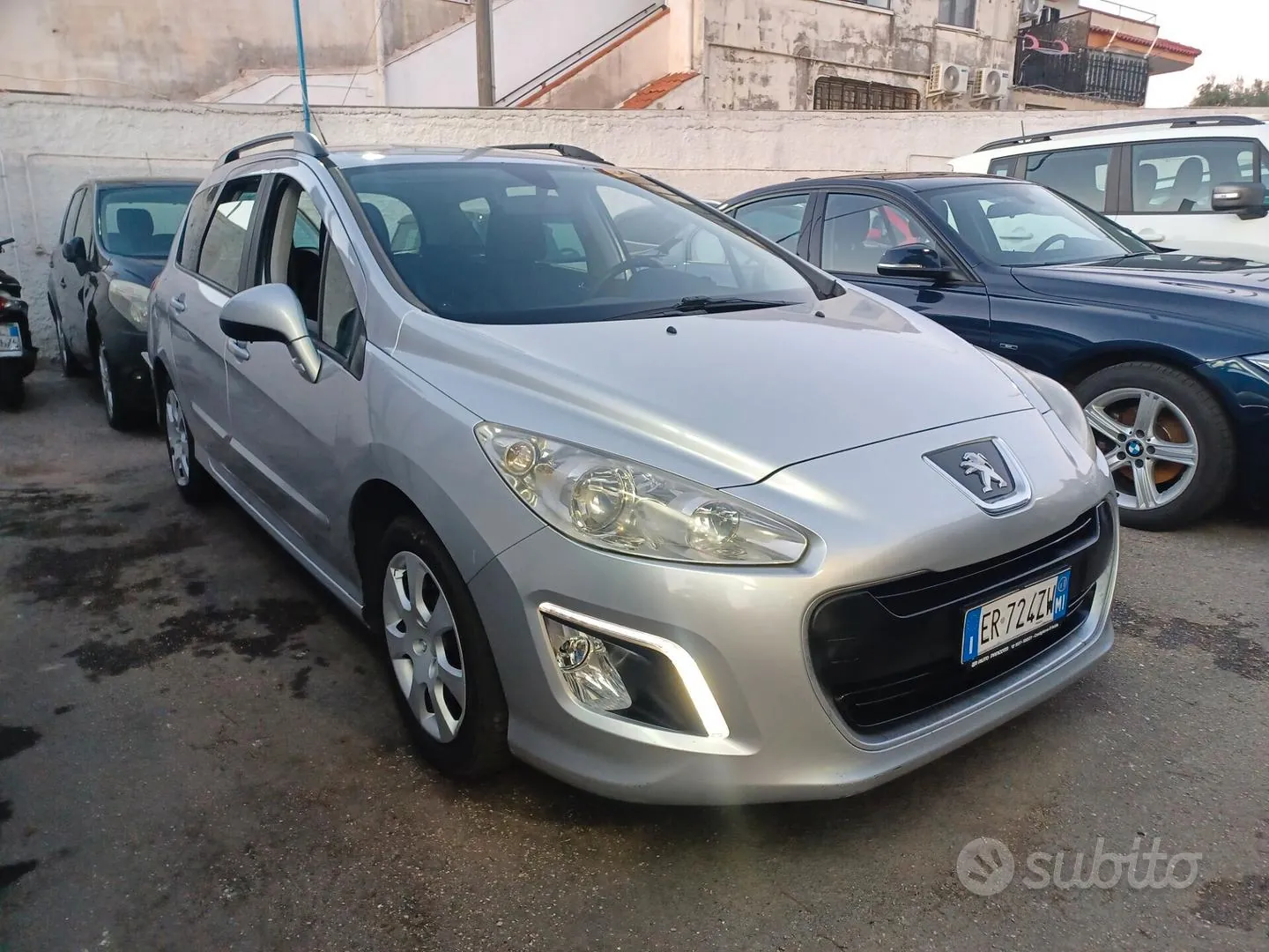 Peugeot 308 2013 photo 2