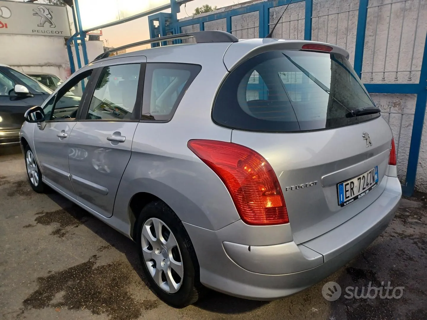 Peugeot 308 2013 photo 3