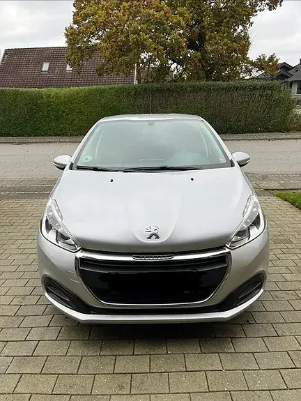 Peugeot 208 2016 photo 3