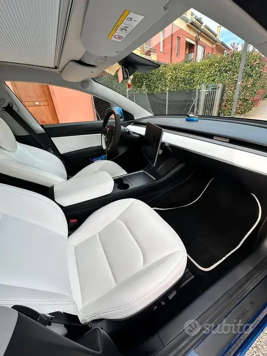 Tesla Model 3 2020 photo 5