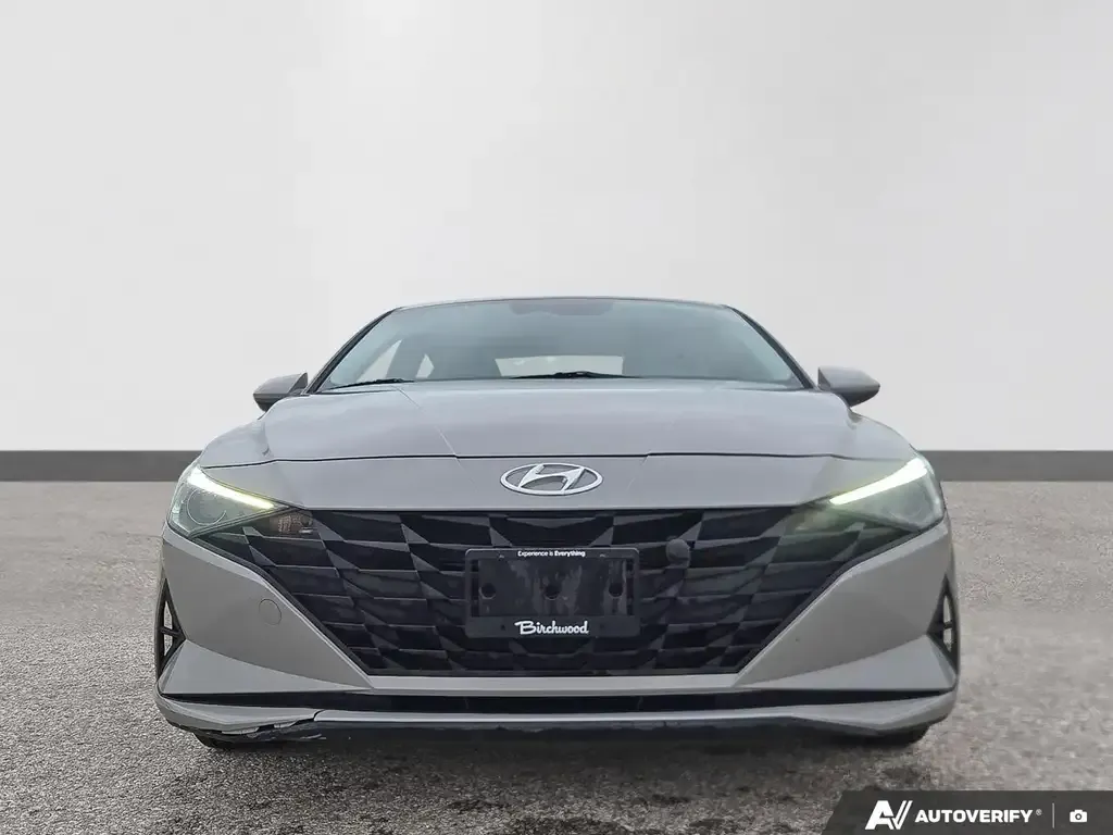 Hyundai Elantra 2023 photo 3