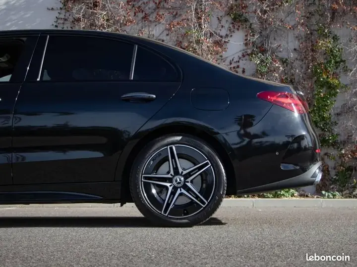 Mercedes-Benz C-Class 2023 photo 5