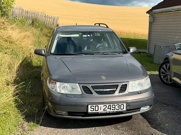 Saab 9-5 2005 photo 2