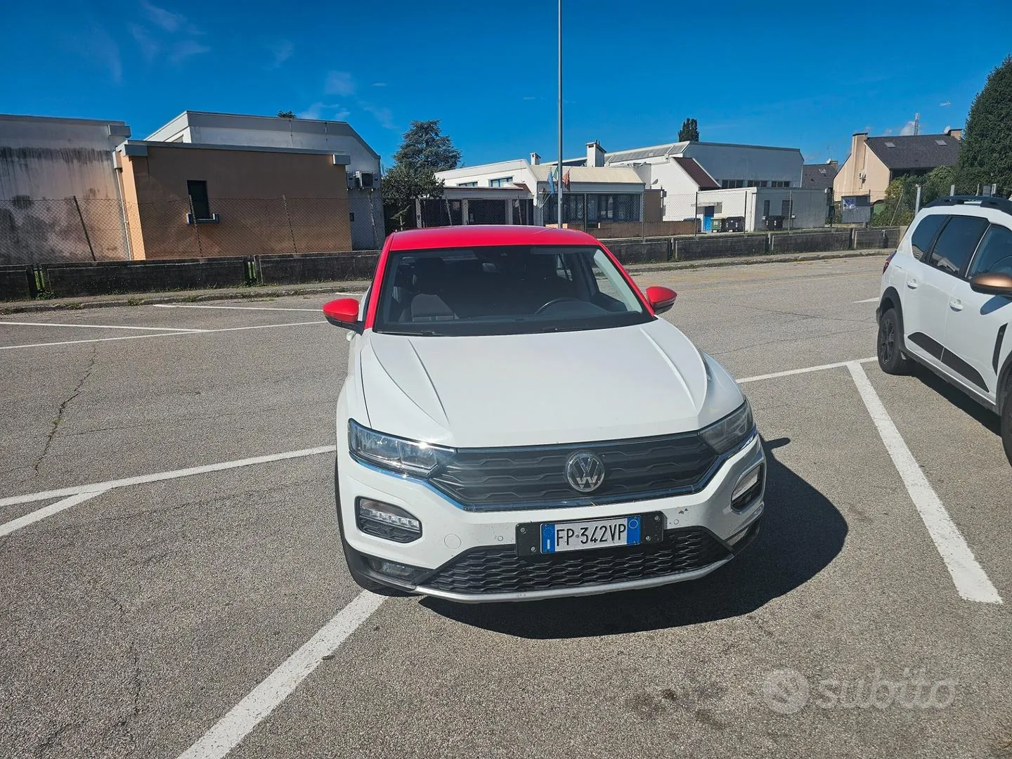 Volkswagen T-Roc 2018 photo 3