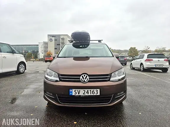 Volkswagen Sharan 2012 photo 2