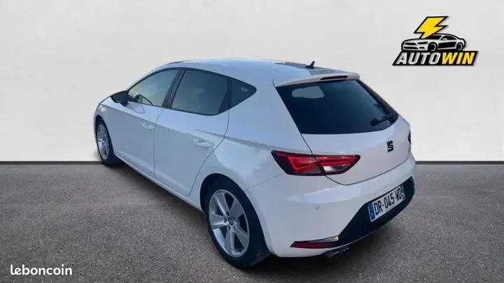 Seat Leon 2015 photo 5