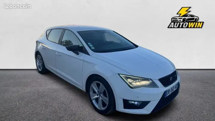 Seat Leon 2015 photo 2