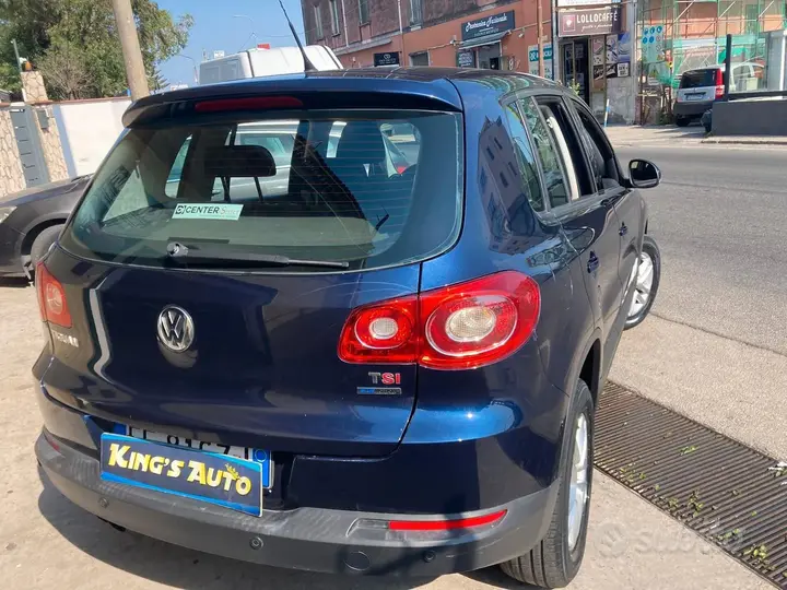 Volkswagen Tiguan 2010 photo 2