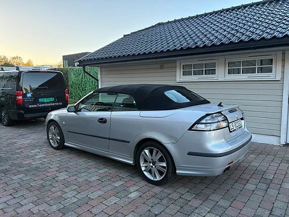 Saab 9-3 2004 photo 3