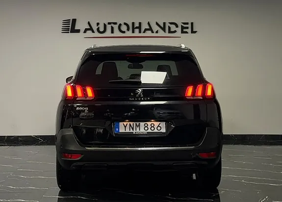 Peugeot 5008 2017 photo 5