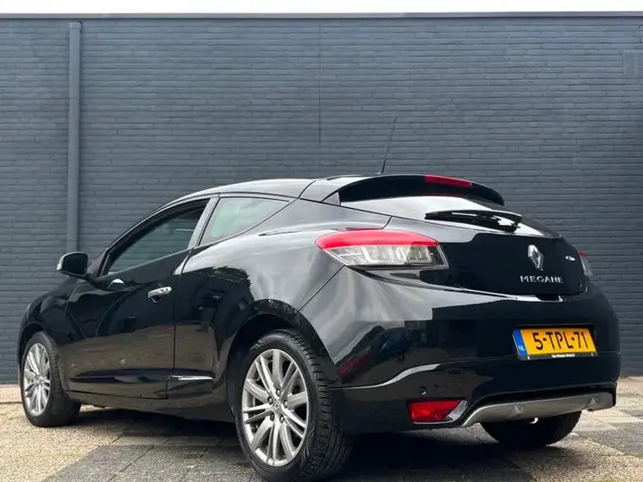 Renault Mégane 2014 photo 3
