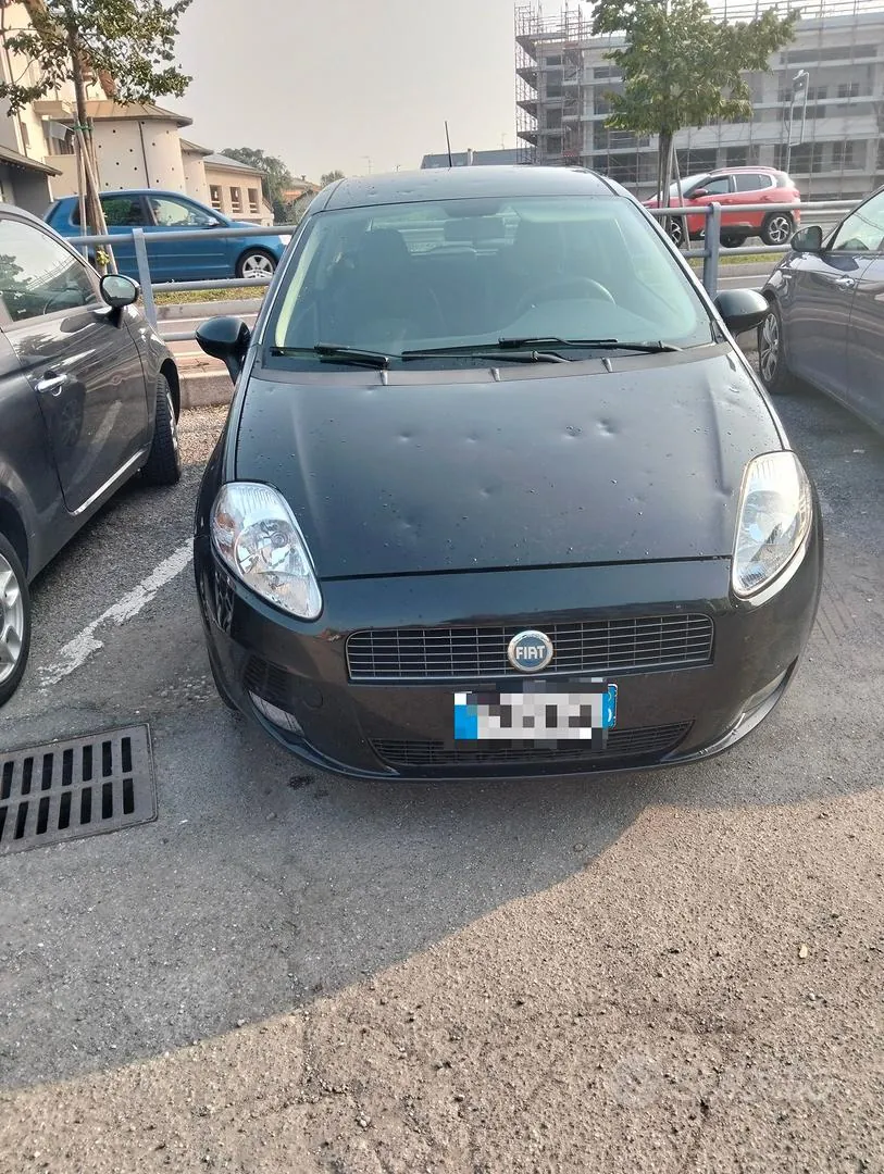 Fiat Grande Punto 2007 photo 3