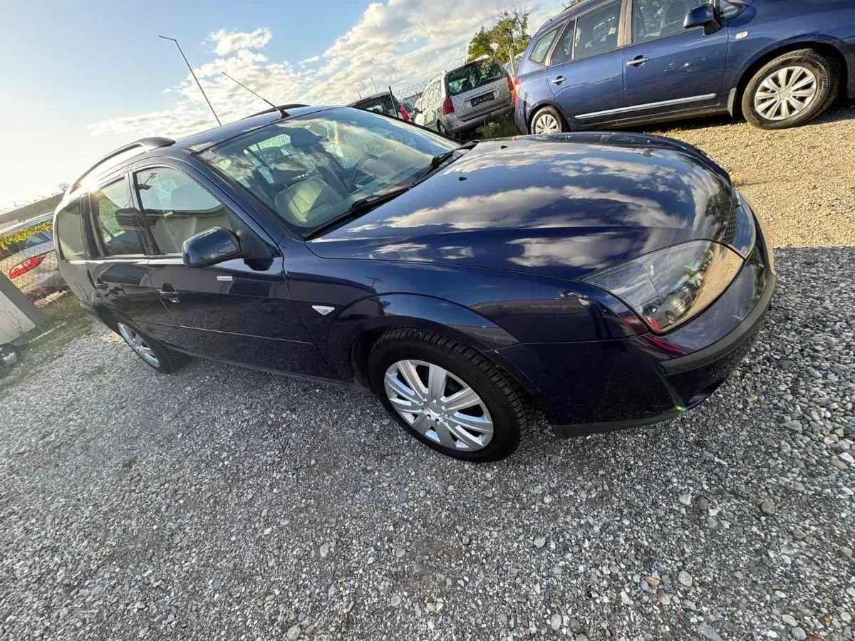 Ford Mondeo 2001 photo 3