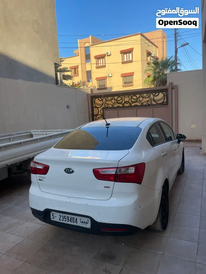 Kia Rio 2014 photo 2