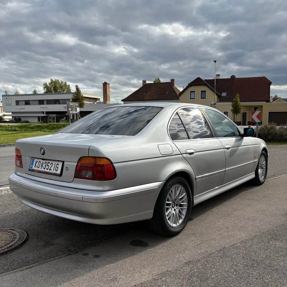 BMW 5 Series 2002 photo 3