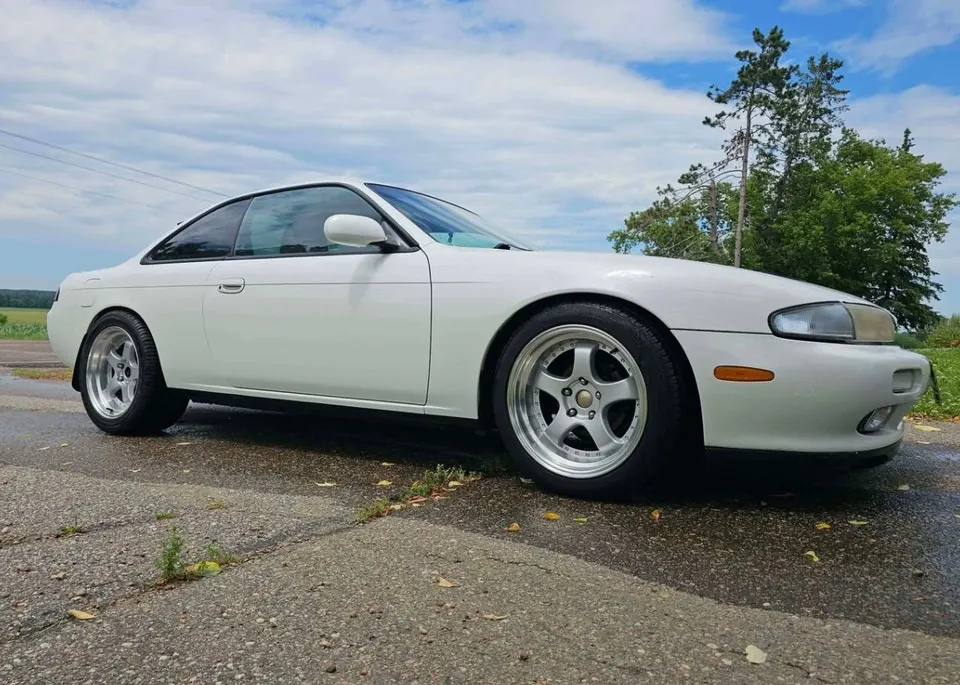 Nissan 240Sx 1995 photo 2