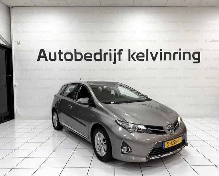 Toyota Auris 2013 photo 3