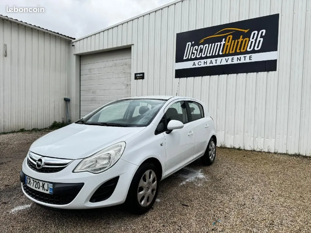 Opel Corsa 2013 photo 4