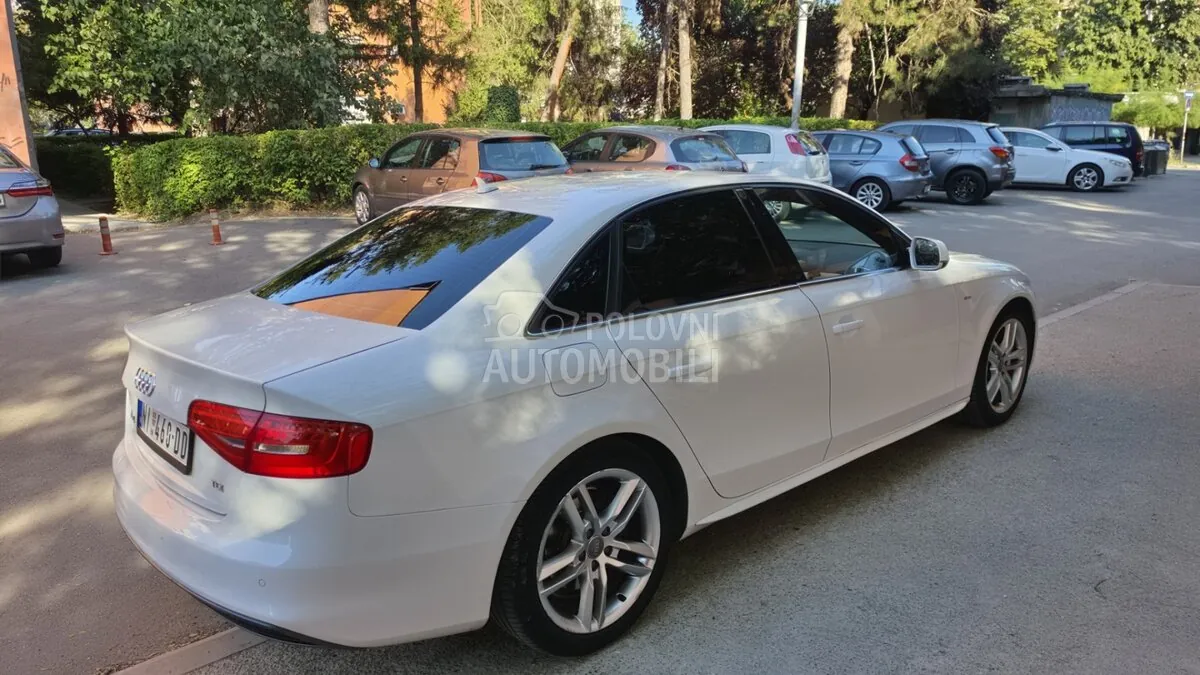 Audi A4 2014 photo 2