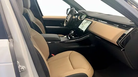 Land Rover Range Rover Sport 2026 photo 3