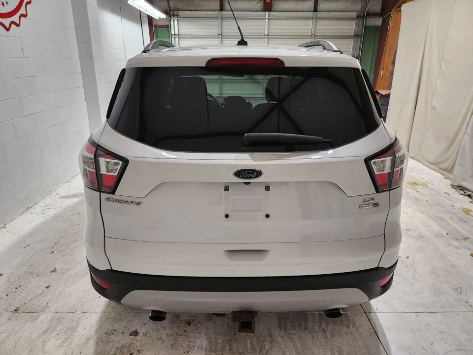 Ford Escape 2018 photo 3