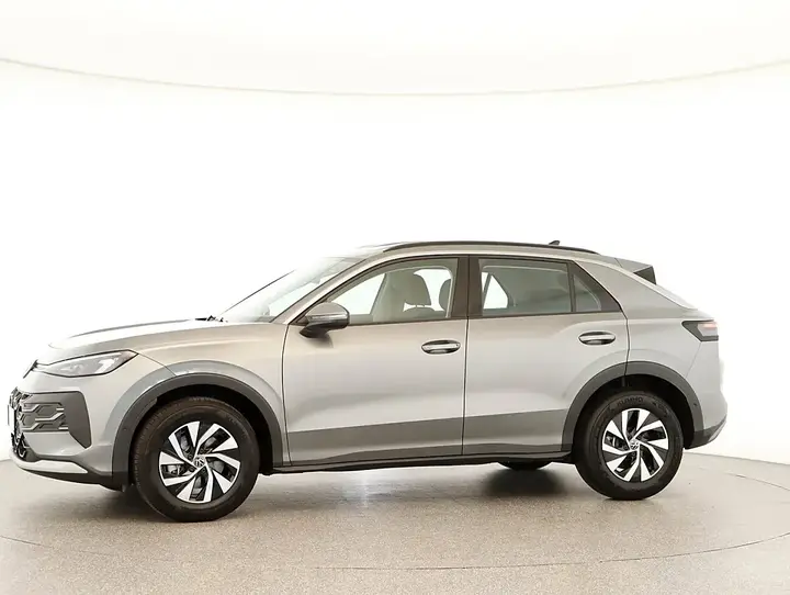 Volkswagen T-Roc 2026 photo 2