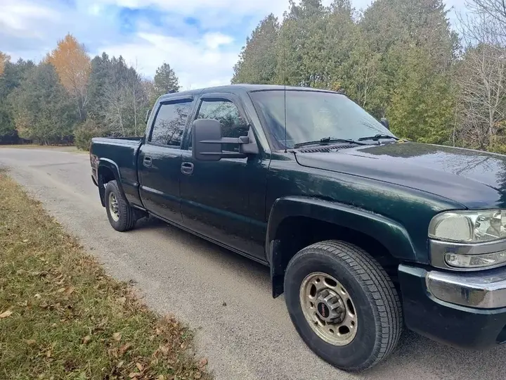 GMC Sierra 2500 2003 photo 3