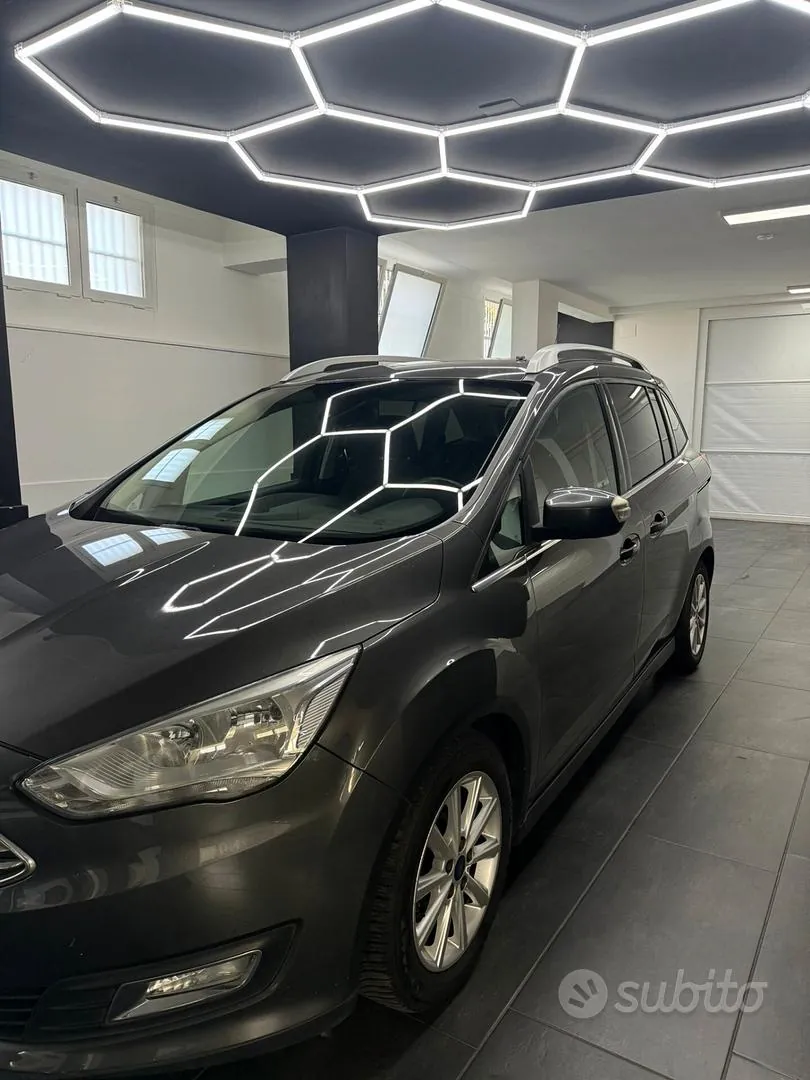 Ford C-Max 2015 photo 2
