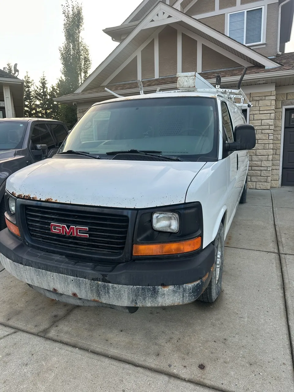 GMC Savana