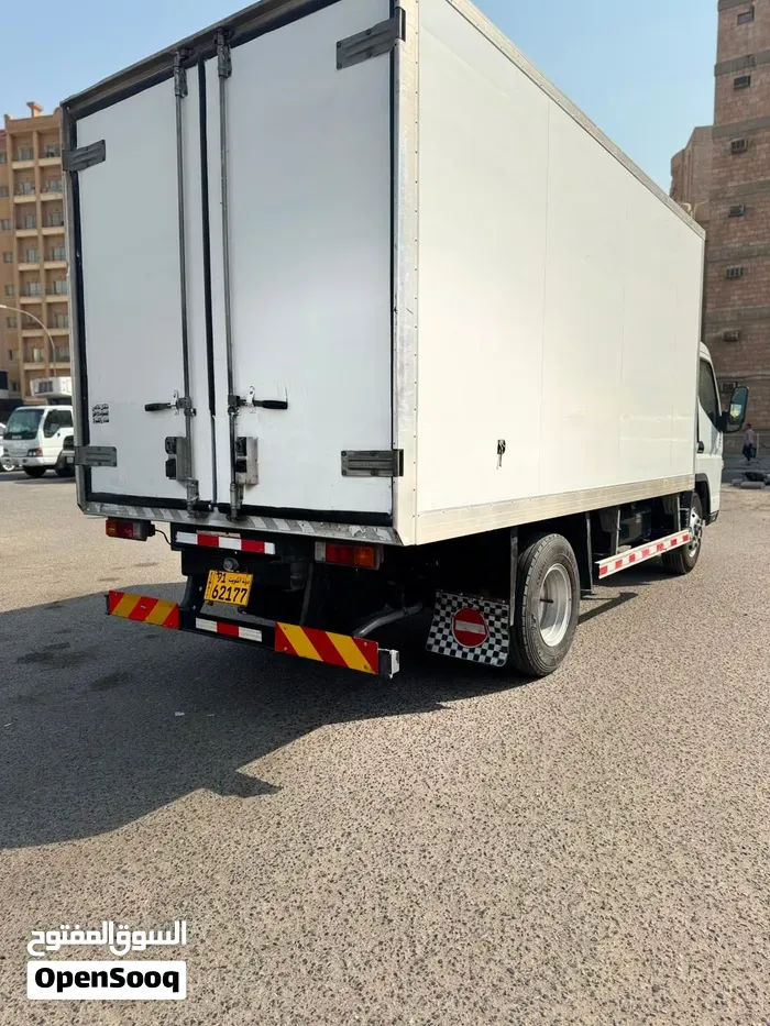 Mitsubishi Canter 2021 photo 4