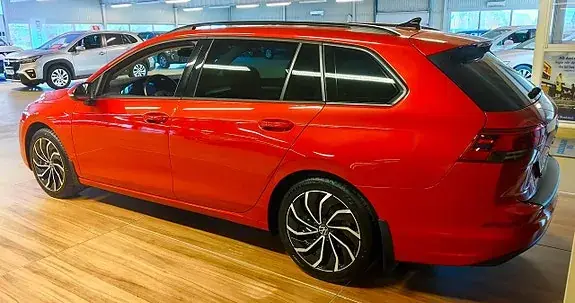 Volkswagen Golf I 2021 photo 3