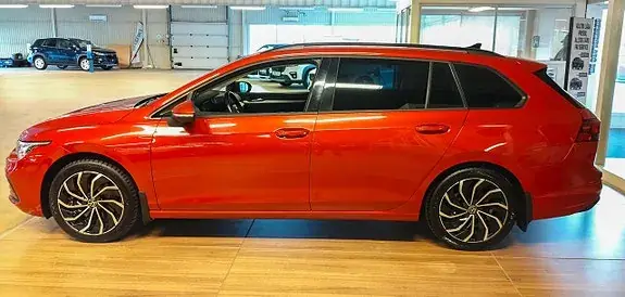 Volkswagen Golf I 2021 photo 2