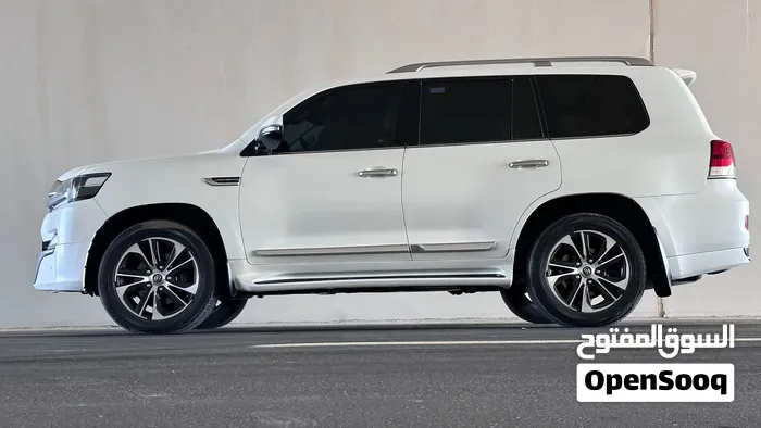 Toyota Land Cruiser 2021 photo 4