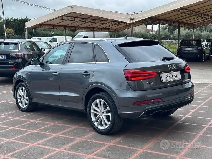 Audi Q3 2013 photo 4