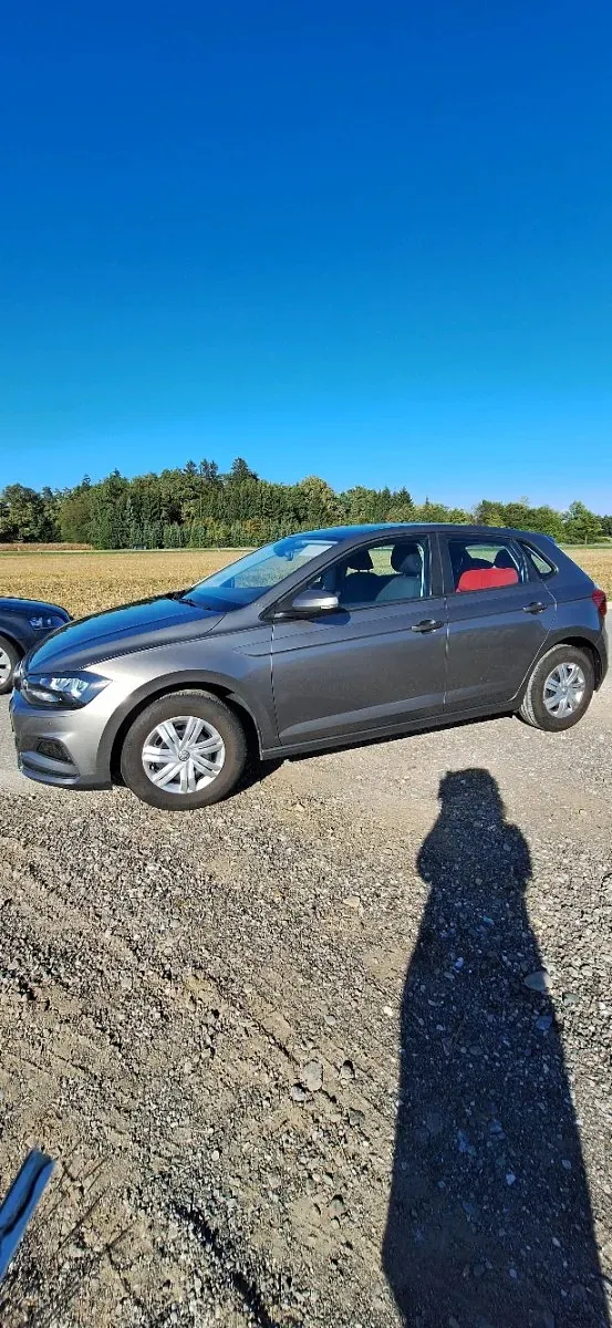 Volkswagen Polo 2018 photo 2