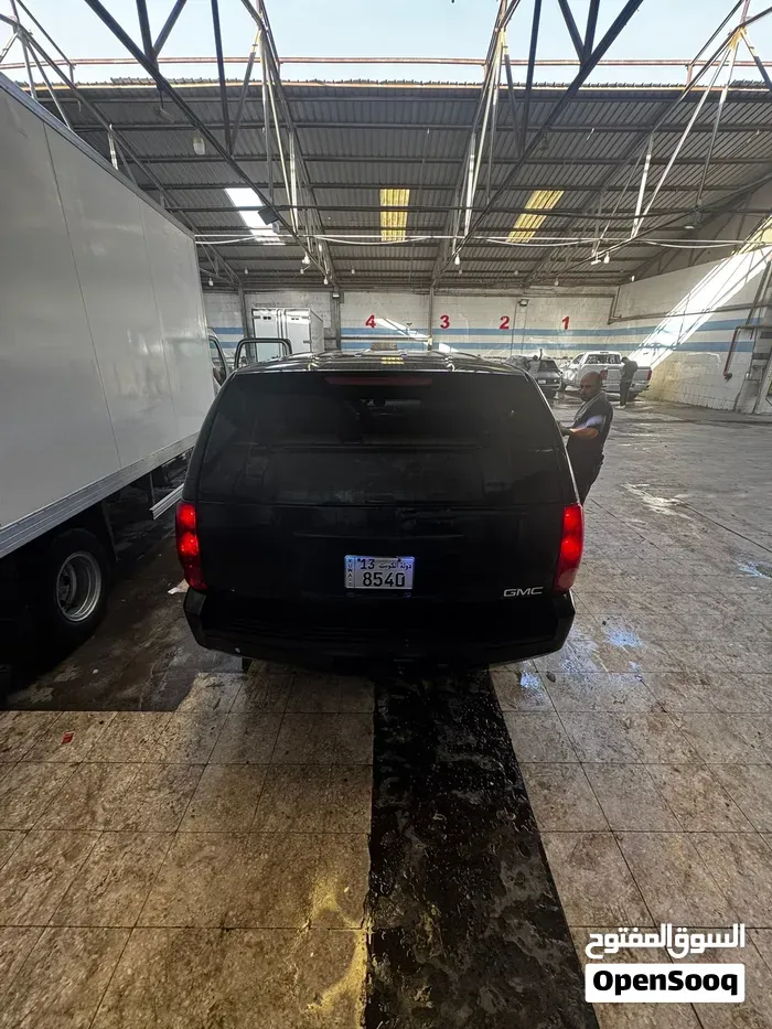 GMC Yukon 2008 photo 2