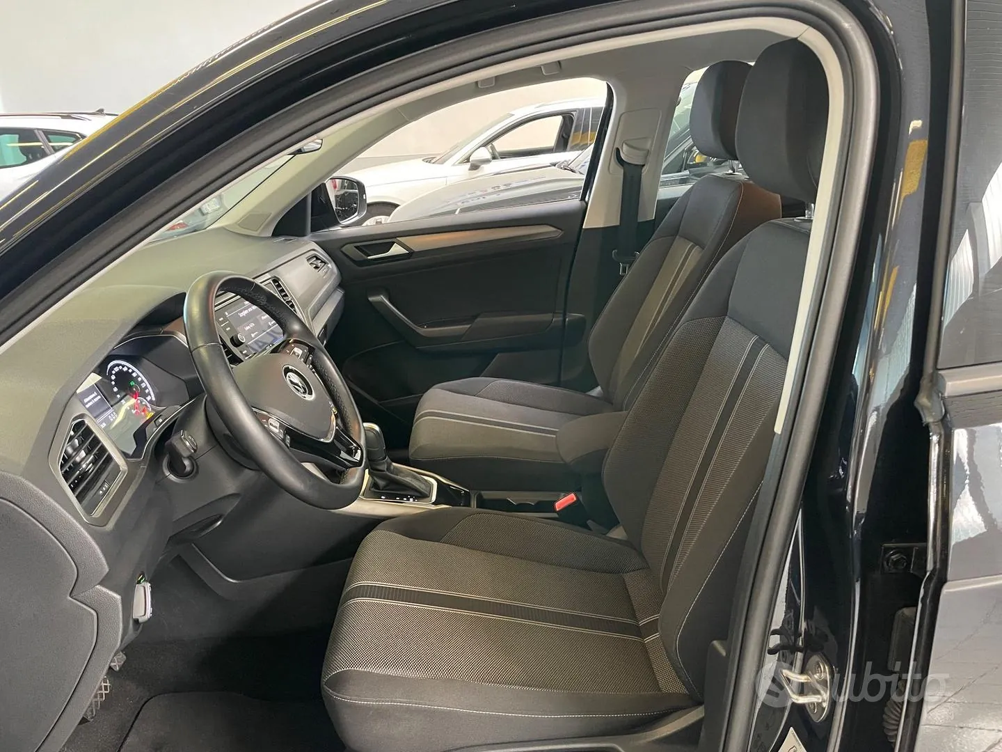 Volkswagen T-Roc 2021 photo 5
