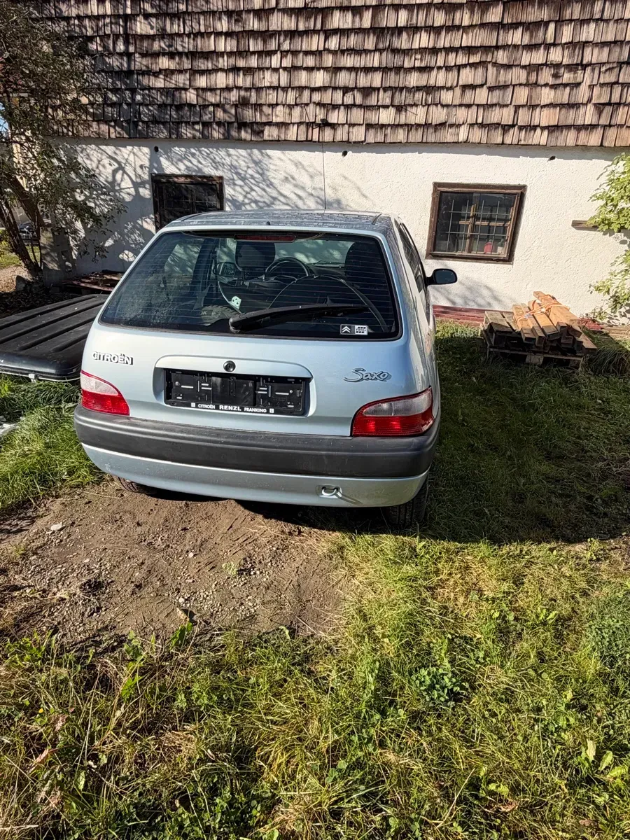 Citroen Saxo 2003 photo 2