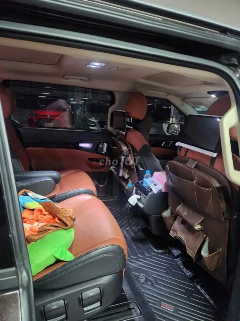 Kia Carnival 2022 photo 2